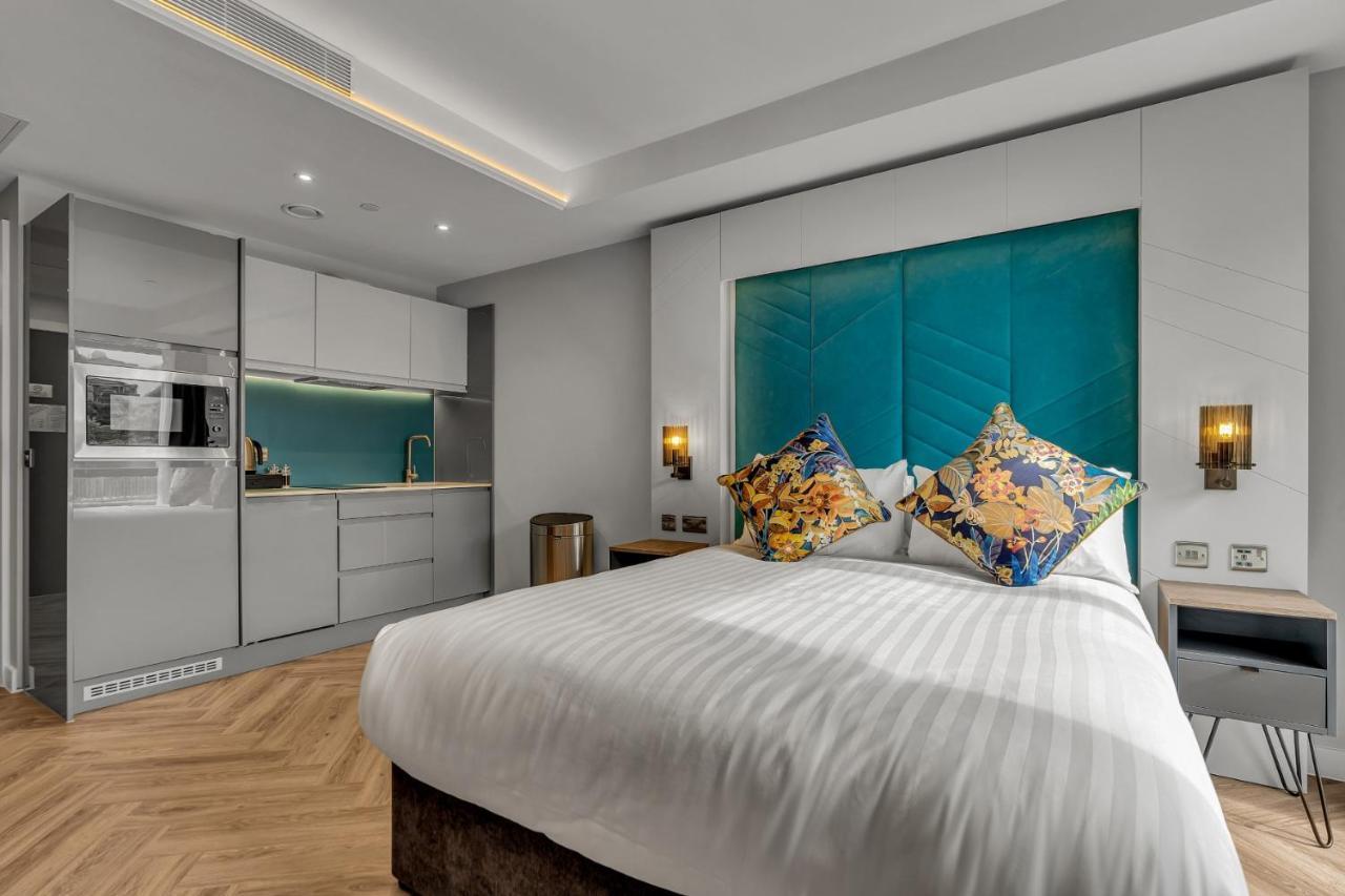 Roomzzz Единбург Екстериор снимка