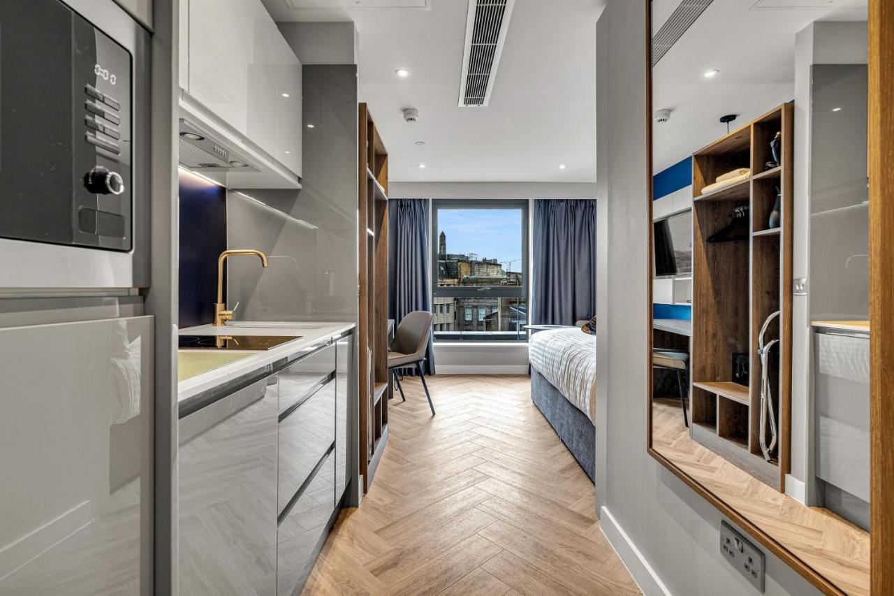 Roomzzz Единбург Екстериор снимка