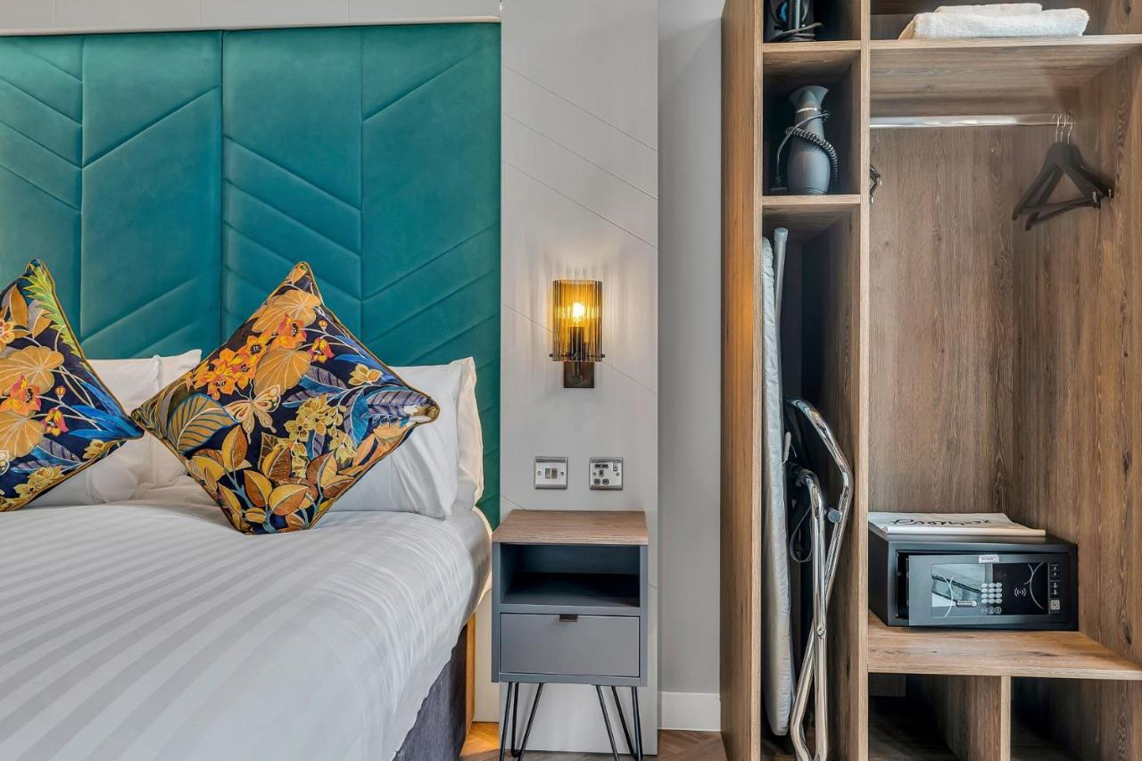 Roomzzz Единбург Екстериор снимка
