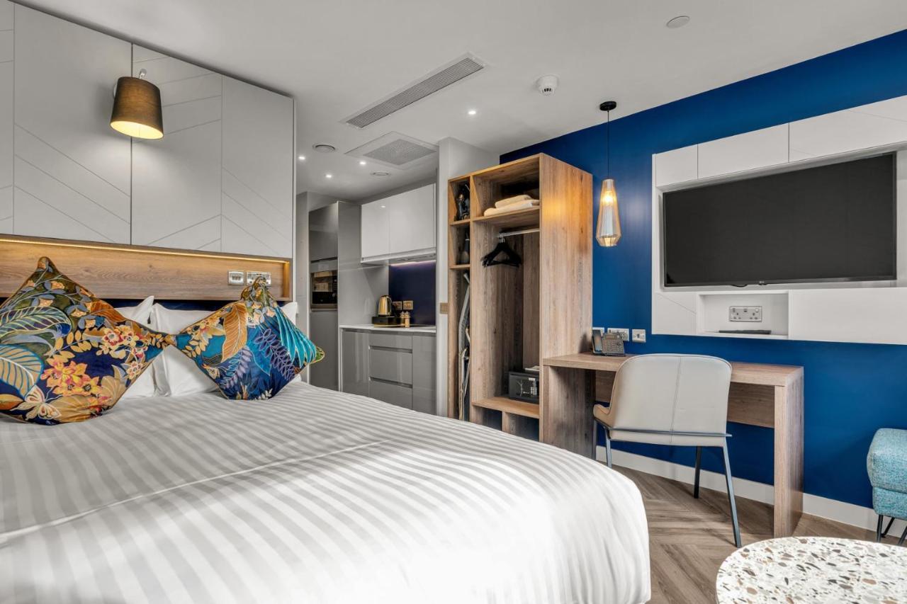 Roomzzz Единбург Екстериор снимка