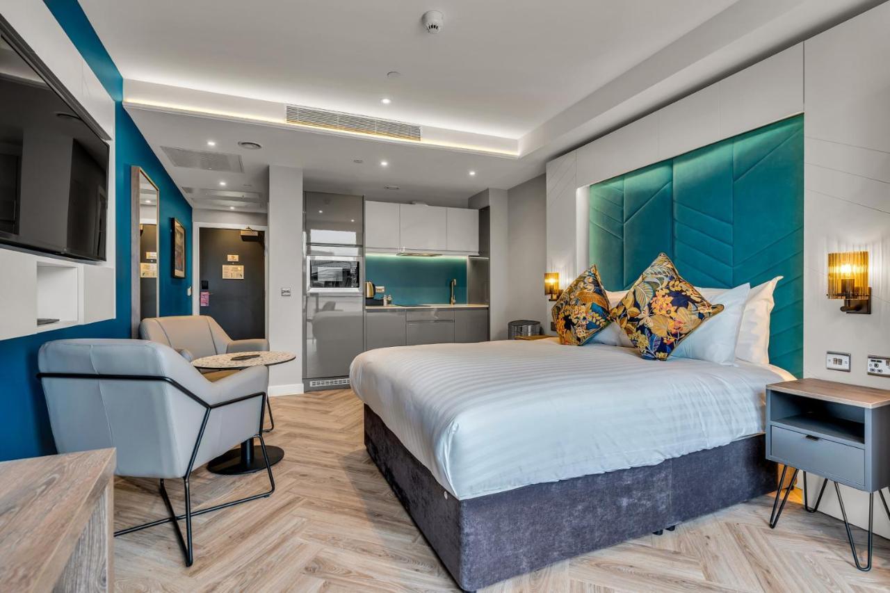 Roomzzz Единбург Екстериор снимка