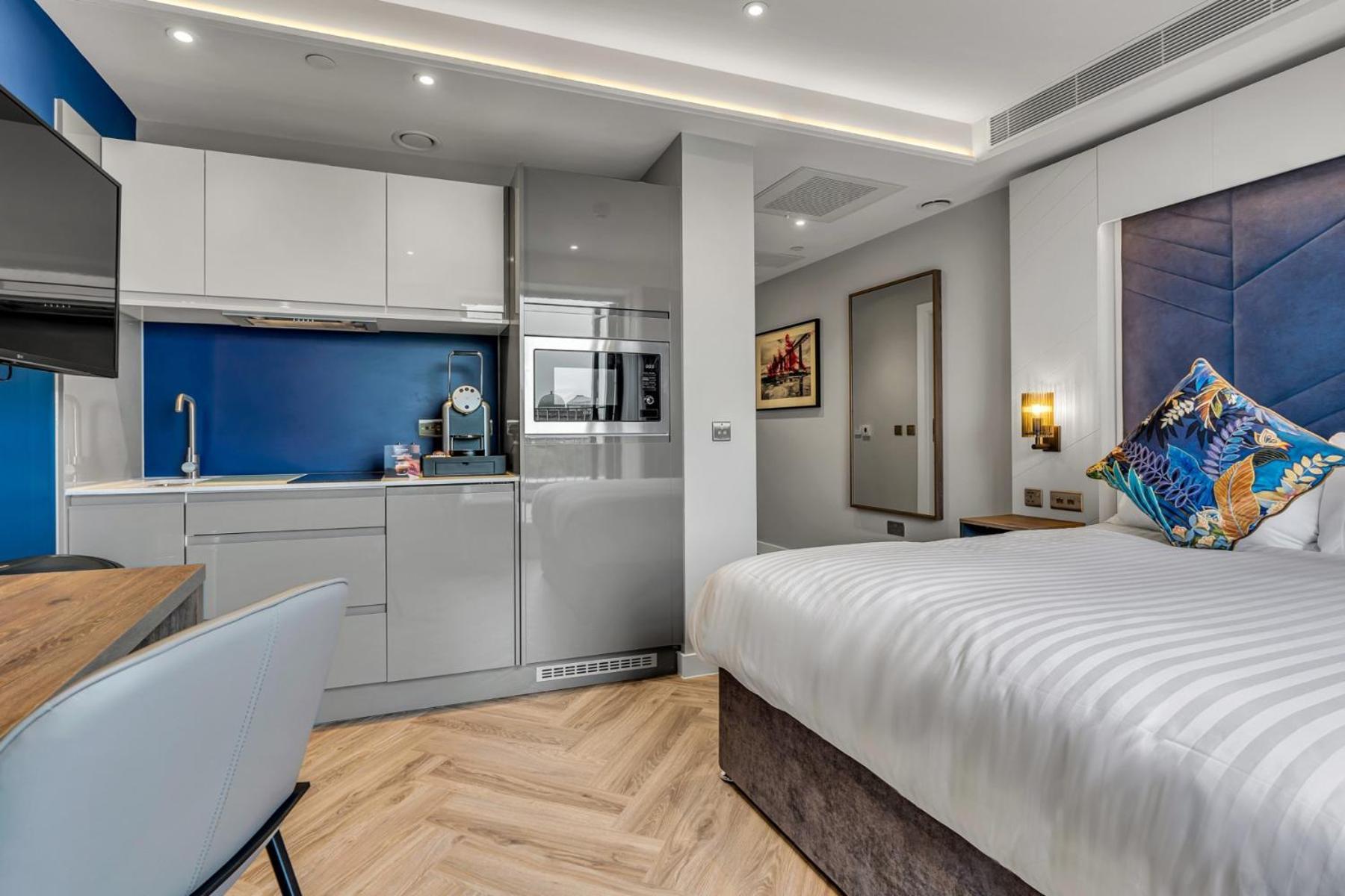Roomzzz Единбург Екстериор снимка